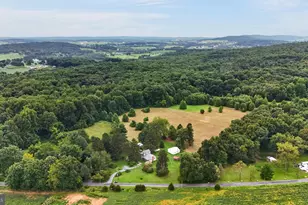 230 Laurel Rd, Elverson, PA 19520 - Photo 2
