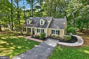 905 Woodview Dr, Coatesville, PA 19320 - Photo 1