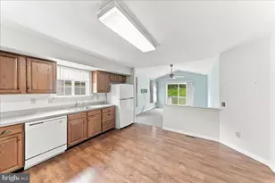 710 W Glenview Dr, West Grove, PA 19390 - Photo 12