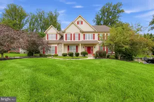 2 Roosevelt Cir, Downingtown, PA 19335 - Photo 1