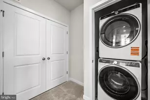 8 Zinc Ln, Phoenixville, PA 19460 - Photo 16