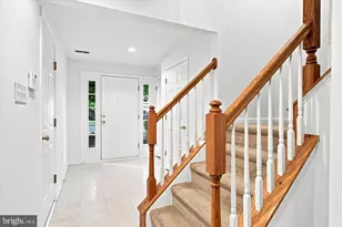 30 N Savanna Dr, Pottstown, PA 19465 - Photo 8