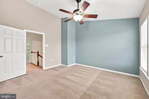 30 N Savanna Dr, Pottstown, PA 19465 - Photo 16