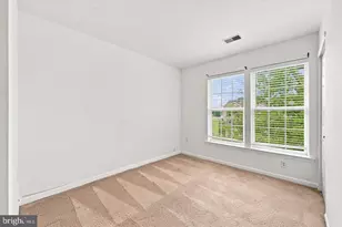 30 N Savanna Dr, Pottstown, PA 19465 - Photo 18