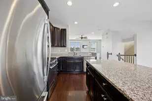 641 Washington Sq, Spring City, PA 19475 - Photo 10
