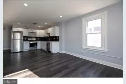 217 W Lancaster Avenue #3, Downingtown, PA 19335 - Photo 2