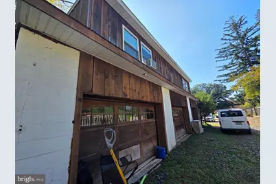 153 E Pothouse Road E, Phoenixville, PA 19460 - Photo 2