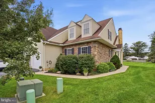 99 Waynebrook Dr, Honey Brook, PA 19344 - Photo 1