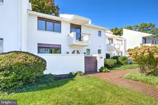9 Avignon, Devon, PA 19333 - Photo 44