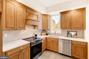 9 Avignon, Devon, PA 19333 - Photo 18