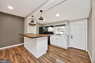 122 North St, Phoenixville, PA 19460 - Photo 6