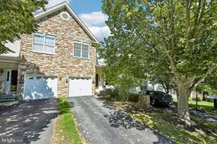 183 Fringetree Dr, West Chester, PA 19380 - Photo 2