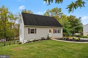 12 Glen View Ln, Downingtown, PA 19335 - Photo 1