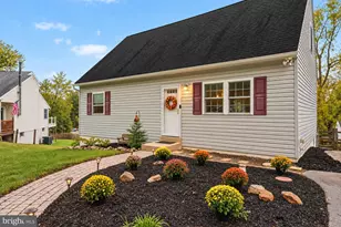 12 Glen View Ln, Downingtown, PA 19335 - Photo 2