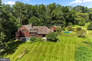 895 Copes Ln, West Chester, PA 19380 - Photo 2