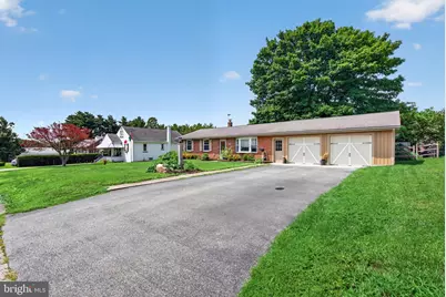 815 W 2nd Avenue, Parkesburg, PA 19365 - Photo 2