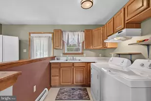 815 W 2nd Ave, Parkesburg, PA 19365 - Photo 18