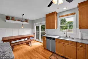 64 Pennsylvania Ave, Phoenixville, PA 19460 - Photo 12