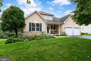 421 Westview Dr, Avondale, PA 19311 - Photo 1