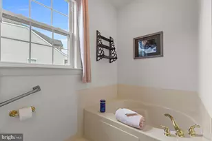 421 Westview Dr, Avondale, PA 19311 - Photo 28