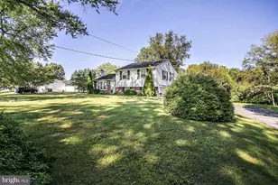 68 Saylors Mill Rd, Pottstown, PA 19465 - Photo 2