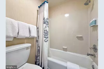 600 W Swedesford Road #1121, Berwyn, PA 19312 - Photo 6