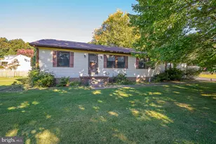 121 S Sandy Hill Rd, Coatesville, PA 19320 - Photo 2