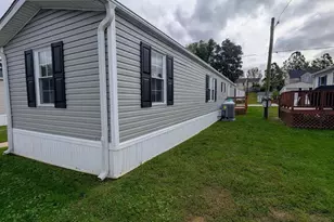 9 Fleming Dr, Coatesville, PA 19320 - Photo 2