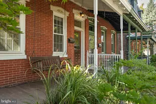 522 Gay St, Phoenixville, PA 19460 - Photo 2