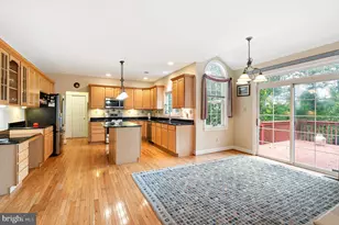 904 Victoria Ct, Downingtown, PA 19335 - Photo 6