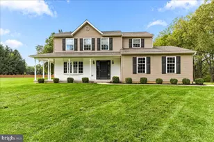 359 Woodcrest Rd, West Grove, PA 19390 - Photo 2