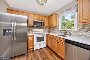 531 Pickering Station Dr, Chester Springs, PA 19425 - Photo 8
