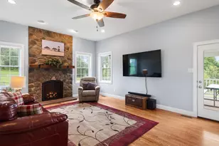 987 N Manor Rd, Honey Brook, PA 19344 - Photo 18