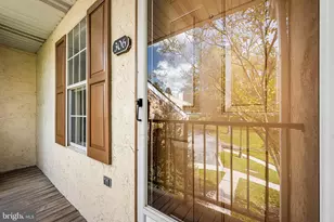 306 Valley Stream Ln, Tredyffrin, PA 19087 - Photo 4