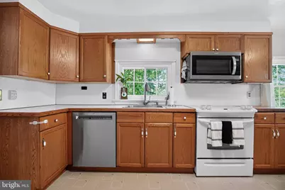 408 Pennsylvania Avenue, Avondale, PA 19311 - Photo 10