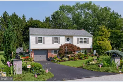 112 Clearfield Lane, Coatesville, PA 19320 - Photo 2