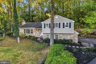 604 Hickory Ln, Berwyn, PA 19312 - Photo 1
