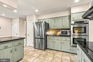 604 Hickory Ln, Berwyn, PA 19312 - Photo 20