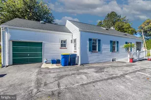 58 Washington Ln, Coatesville, PA 19320 - Photo 4