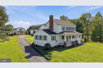1174 S Hanover Street, Pottstown, PA 19465 - Photo 2