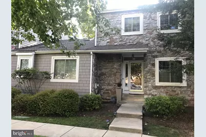 10 Lantern Lane, Chesterbrook, PA 19087 - Photo 1