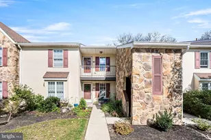 178 Valley Stream Cir, Chesterbrook, PA 19087 - Photo 1