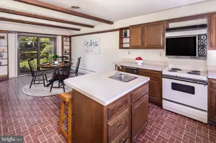197 Chandler Dr, West Chester, PA 19380 - Photo 16