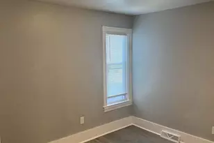 135 N Brandywine Ave, Modena, PA 19320 - Photo 8