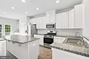 130 Cricket Dr, Malvern, PA 19355 - Photo 2