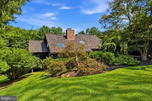 34 Southridge Dr, Kennett Square, PA 19348 - Photo 1