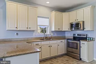 910 W Mill Creek Way, Pottstown, PA 19465 - Photo 20