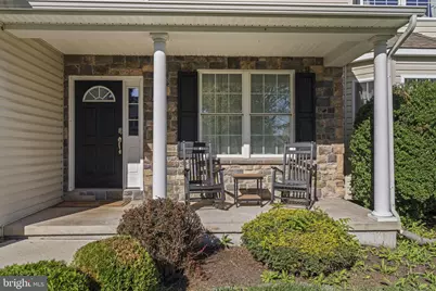 910 W Mill Creek Way, Pottstown, PA 19465 - Photo 4