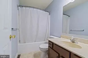 910 W Mill Creek Way, Pottstown, PA 19465 - Photo 34