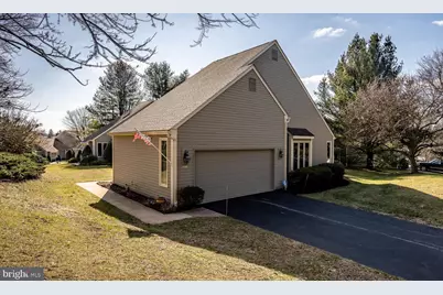1114 Mews Lane, West Chester, PA 19382 - Photo 2
